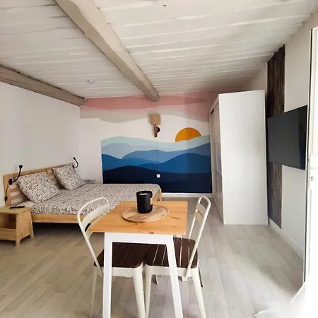 Grand & Terrasse Privee Hyères